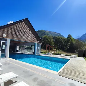 Val De Roland Aparthotel